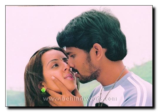 Oru kadhal seiveer